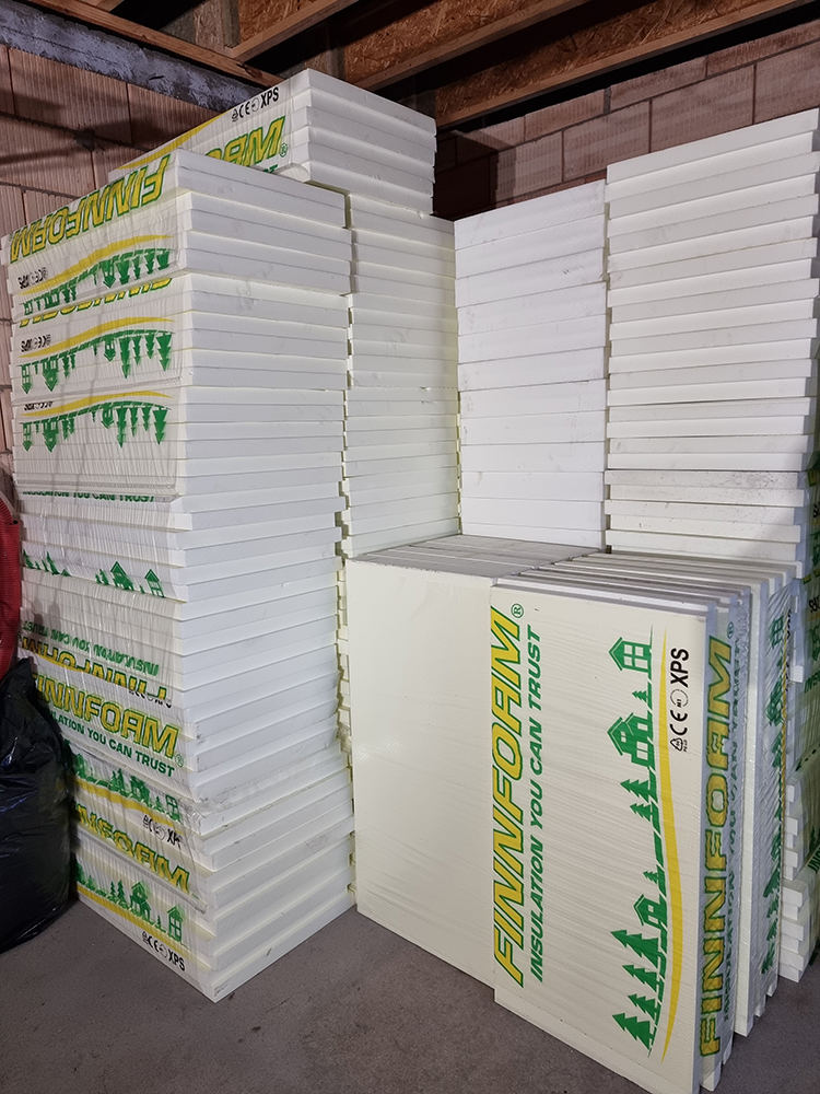 Finnfoam XPS ekstrudinis polistirenas. 50 ir 100mm grublėtas su isdroža. Nepanaudotas statybose.