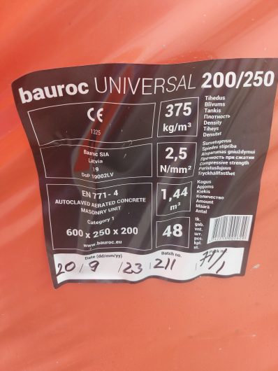 Bauroc universal 200×250×600 akyto betono blokeliai