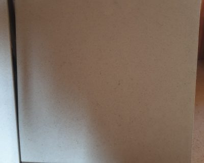 Parduodamos Pigiai plytelės grindims 300 x 300 mm / Lenkija / ( 22 dėžės =39,0 m2 )