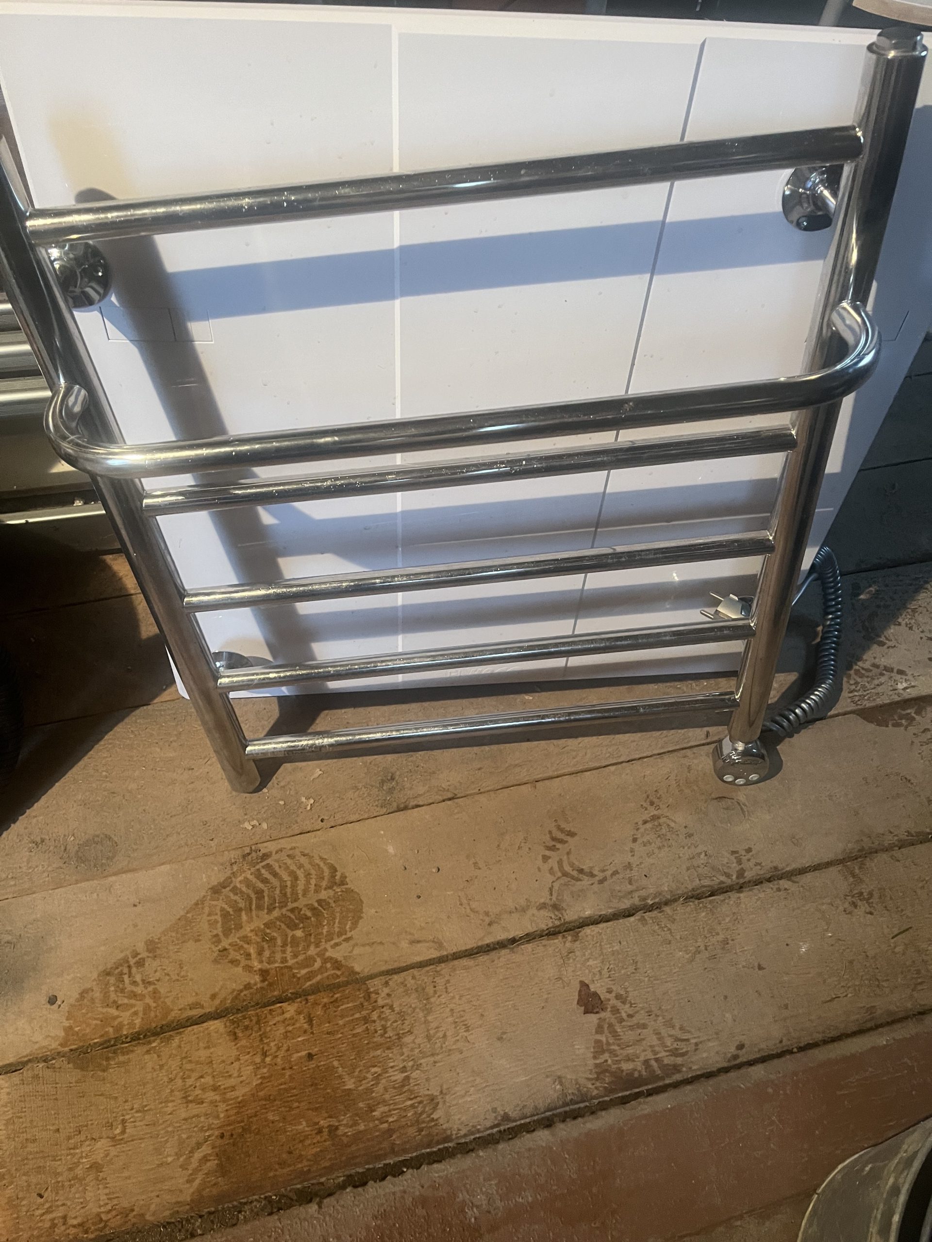 El.kopėtėlių tipo rankšl.džiovintuvas 500x600mm chromo spalvos