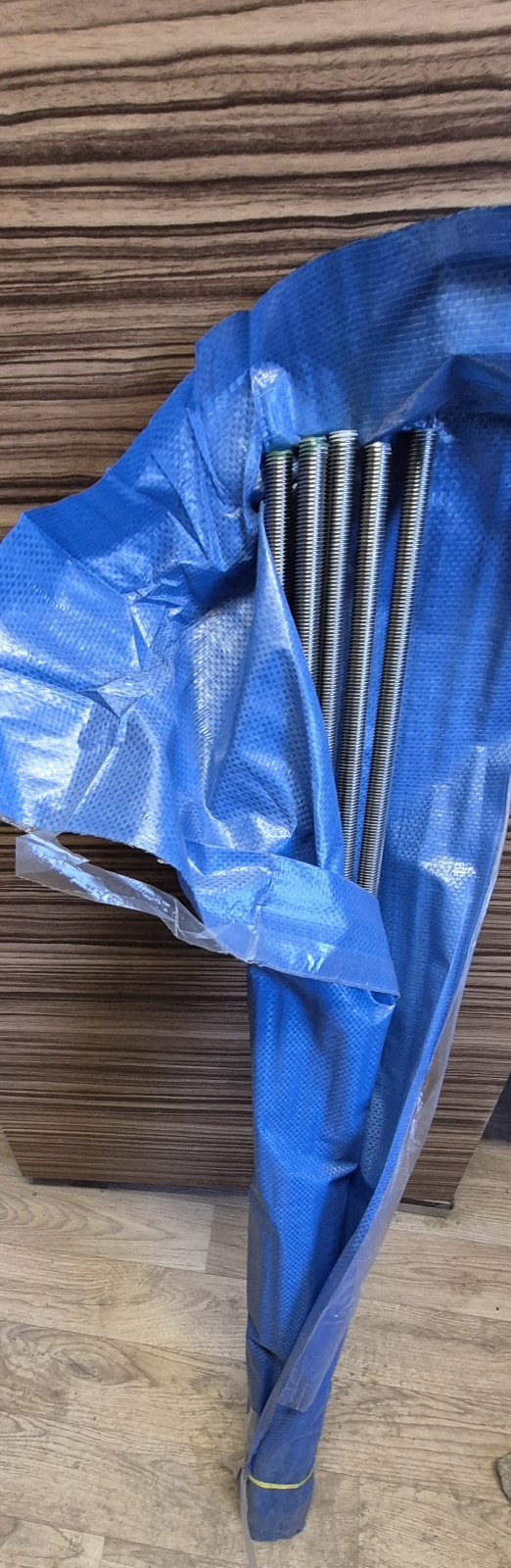 Nerūdijančio plieno strypas M16