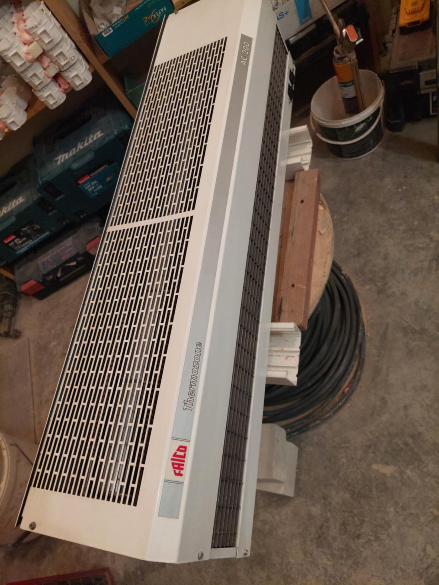 Thermozone Ac 200 elektrine oro uzuolaida