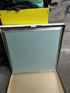 Gipso revizinės durelės