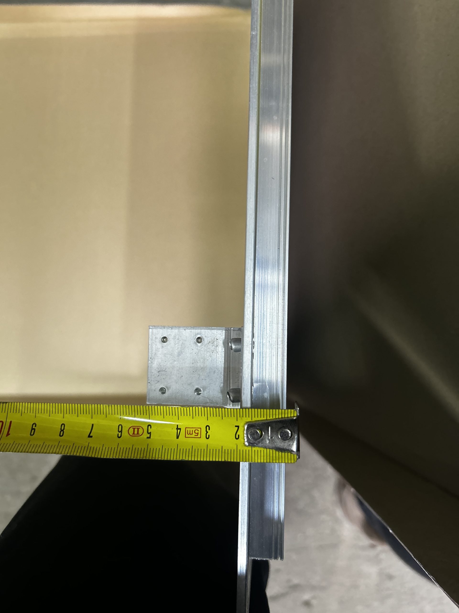 Gipso revizinės durelės